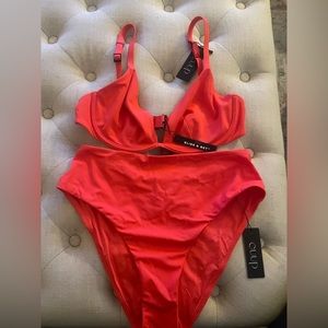 NWT CUUP The Plunge top and The Highwaist in Hibiscus